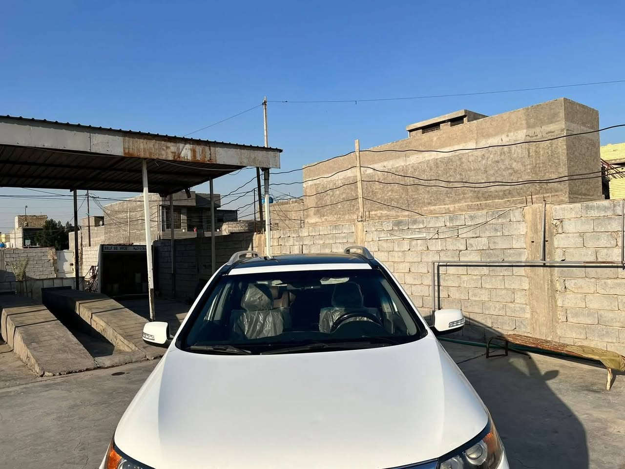 سورنتو  2010 شكل الى ١٣ خليجية كويتية مكفولة  ٦ سلندر ٧ راكب
رقمهة بغداد مشروع بأسمي السيارة تحويل ثاني يوم سونارها موجود بالصور   

 فول مواصفات   
شاشه اعطال
كامرة خلفية 
مري شفط 
تحكم ستيرن 
مثبت سرعة 
بنوراما سلايد 
بصمة 
لايتات زينون

السعر ١٥٨ و بي مجال 
العنوان بغداد جسر ديالى الكرغوليه رقم التلفون***********
***********
