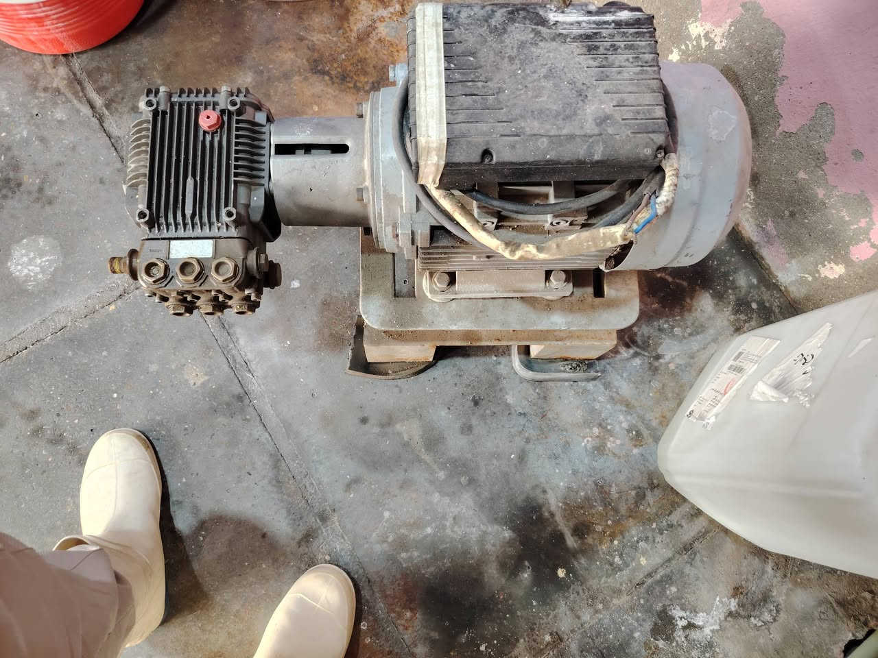 ماطور غسل البيع خمسه ونص.١٥بار ميسان قطاع 28قرب محطه مال البانزين خانه ***********السعر خاص
