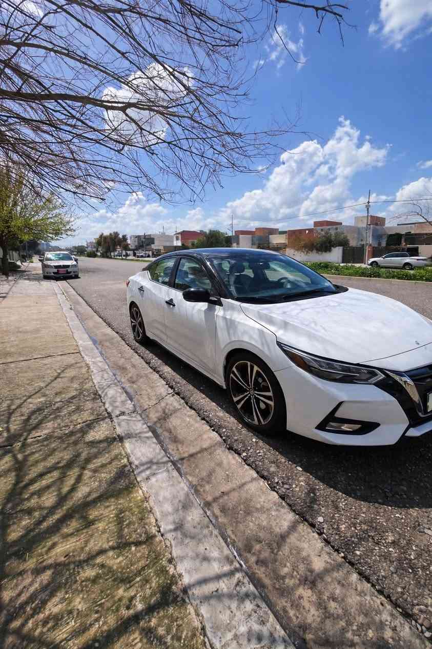 سلام عليكم 
بيع فقط 
نيسان سنترا 2020
جاملغ سكن صبغ فقط 
سونار مرفق
بدون شواصي بيهه شويه بطانه شي قليل
صور الحادث موجود
بجم كبس حتي دعاميه بلادي حادث جانبي
مواصفات SR سقف اسود بلادي
ماشيه 45000 ميل فقط!
رقم اربيل سنويه فحص هزه كلهه جديد
سعرهه 130 و بيهه مجال كلش بسيط
مكان سياره اربيل 
للاستفار ***********
