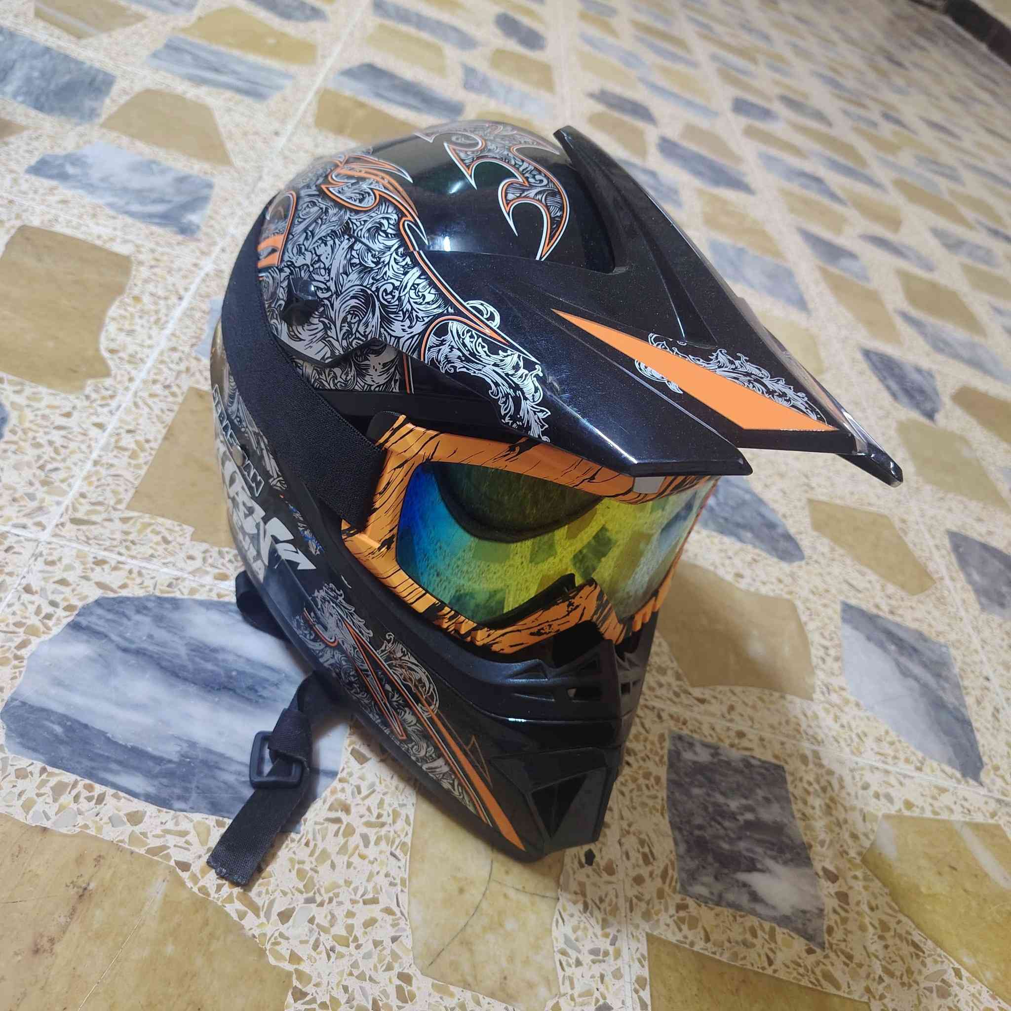 خوذة قفاز للبيع بعده جديده ما ملبوسه السعر 45وبيه مجال


**إذا كنت صاحب هذا الإعلان وتريد حذفه لأي سبب، رجاءا أرسل رسالة إلى الدعم الفني**