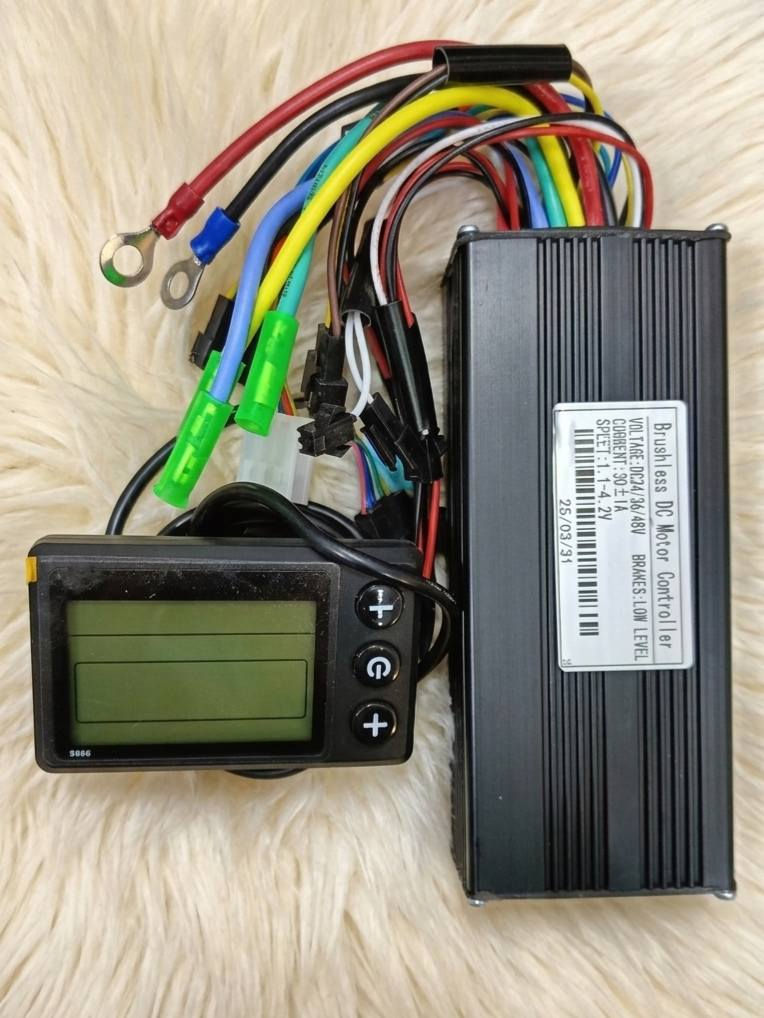 مجموعة عقول للسكوتر احجام مختلفه
عقل 100 أمبير يعمل 48-60-72 فولت 
عقل 30  أمبير يعمل 24-36 - 48 فولت


**إذا كنت صاحب هذا الإعلان وتريد حذفه لأي سبب، رجاءا أرسل رسالة إلى الدعم الفني**