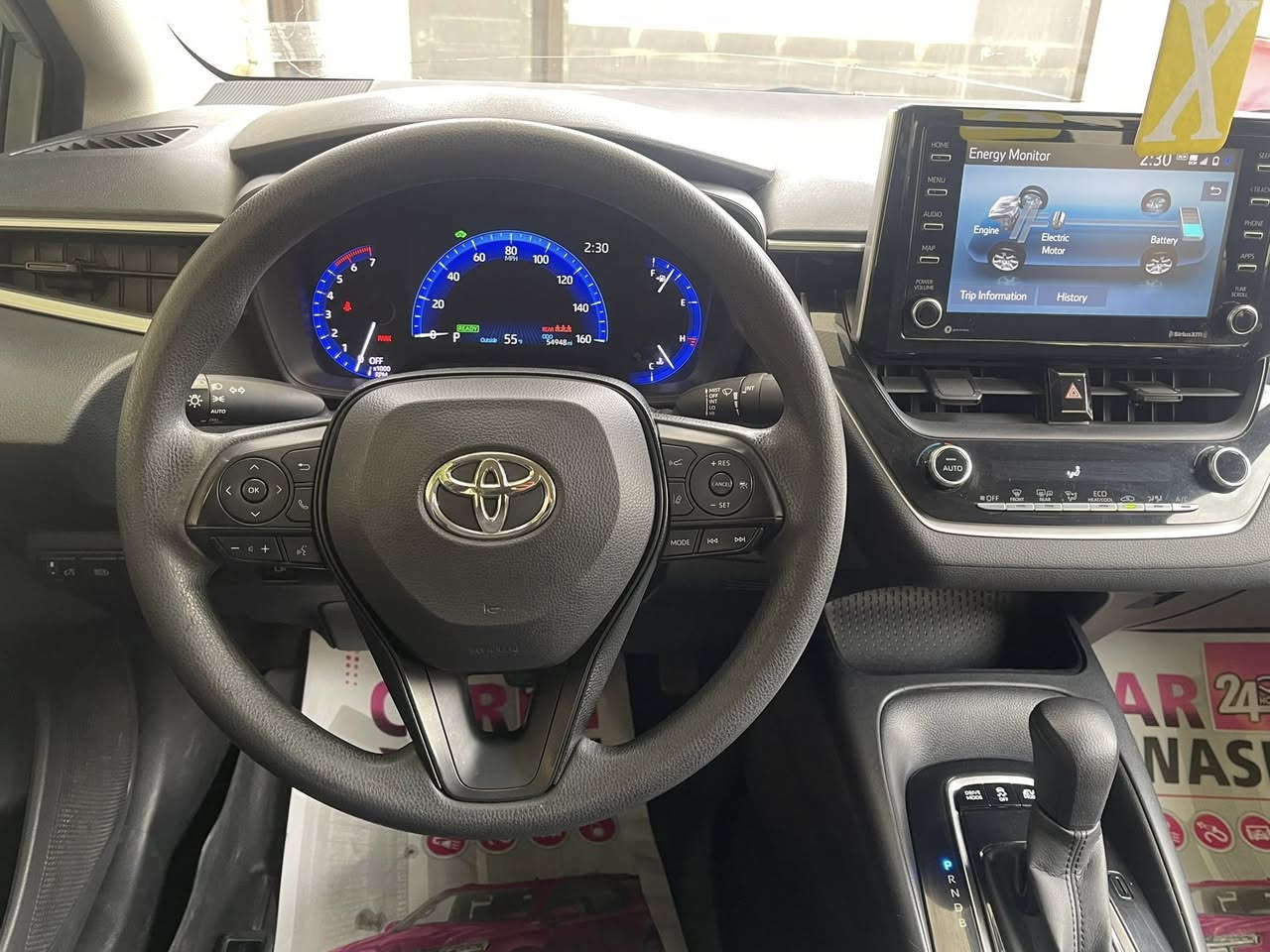 للبيع كورولا هايبرد ياباني 2021وارد امريكي
السياره جديده جداً  بدون صبغ  

 حادث جداً خفيف قبق جنطه مبدل نفس اللون + بارد في الجاملغ الامامي فقط

ماشيه 54 الف

بصمه تشغيل 

شاشه ديجيتال 

هايبرد 

السياره اي نقص مابيها + مكفوله من الصبغ 

سعرها 164 وبيها مجال 

العنوان بغداد السيديه 

***********
