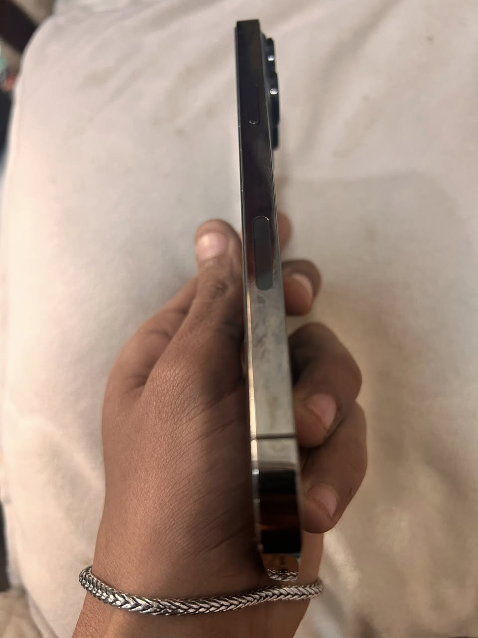 سلام عليك ايفون 13 برو ماكس لبيع سعر خاص***********
