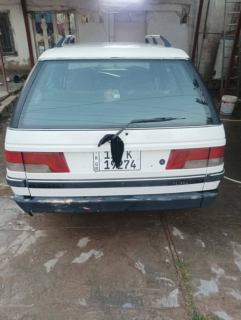 سياره بيجو فرنسي بلاديه
على وضع الشركه. موديل 94.    استسشن.  السعر 45

***********
مكاني بغداد
