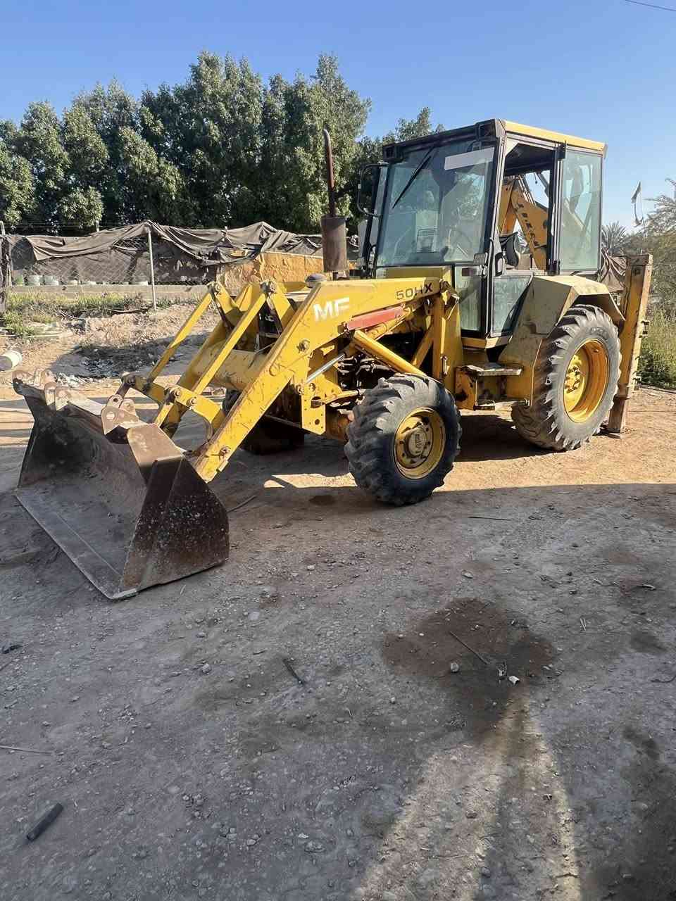 السعر ٩٠ موديل ٢٠٠١ جاهزه للعمل مكان بابل معرض ابو عمار المعموري ***********
