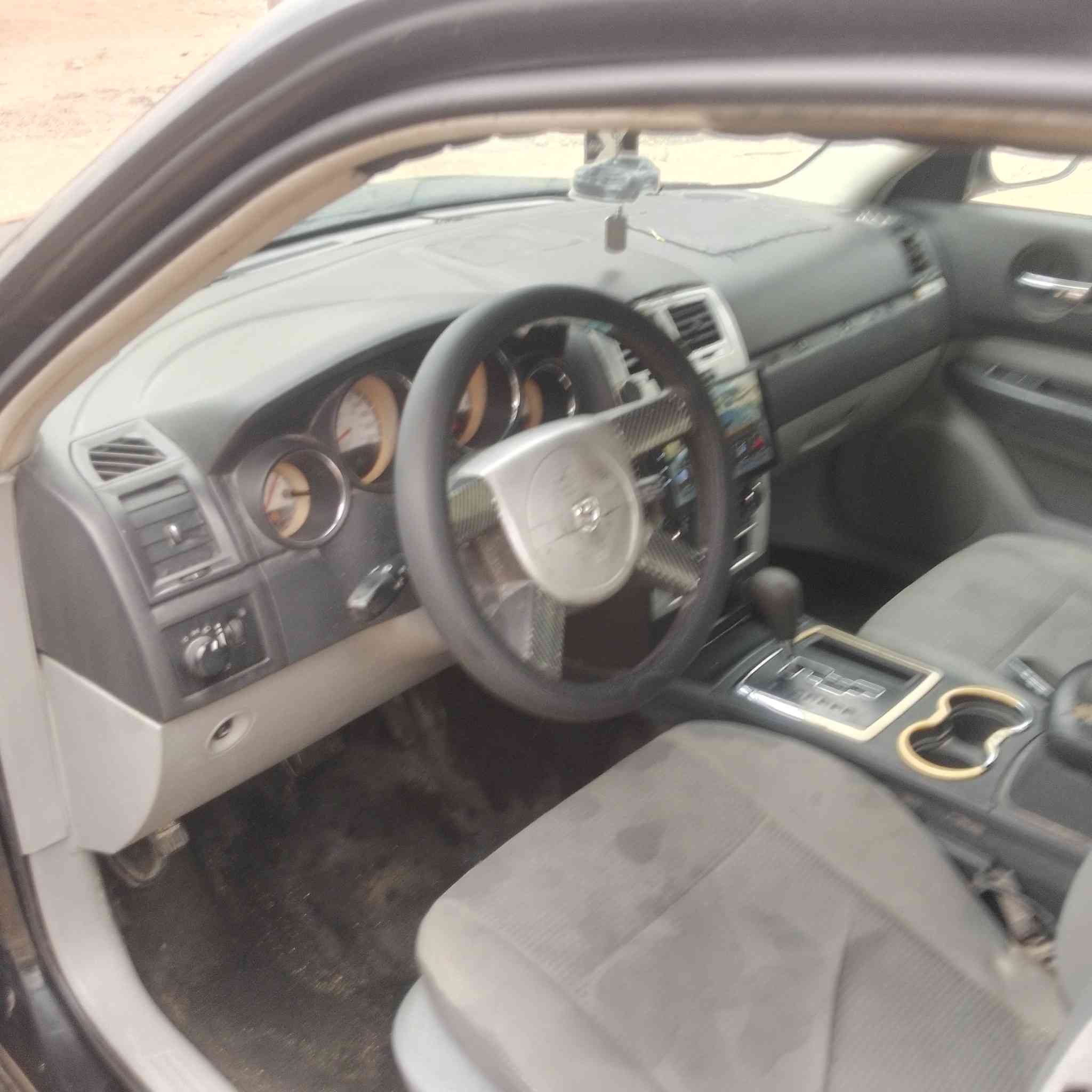 سلام عليكم جرجر البيع ادوات موديل 2010 رقمي *********** سعر 25 قفل
