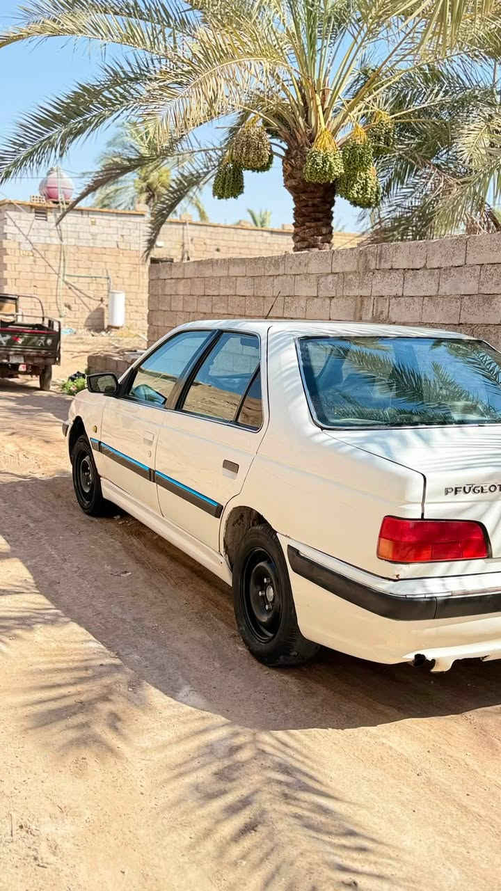 سلام عليكم
بيجو 2015 
للبيع او مراوس 
مكفوله ما عدا جاملغ رش 
مداور ثانيوم 
السماوه مركز 📍
📞***********

