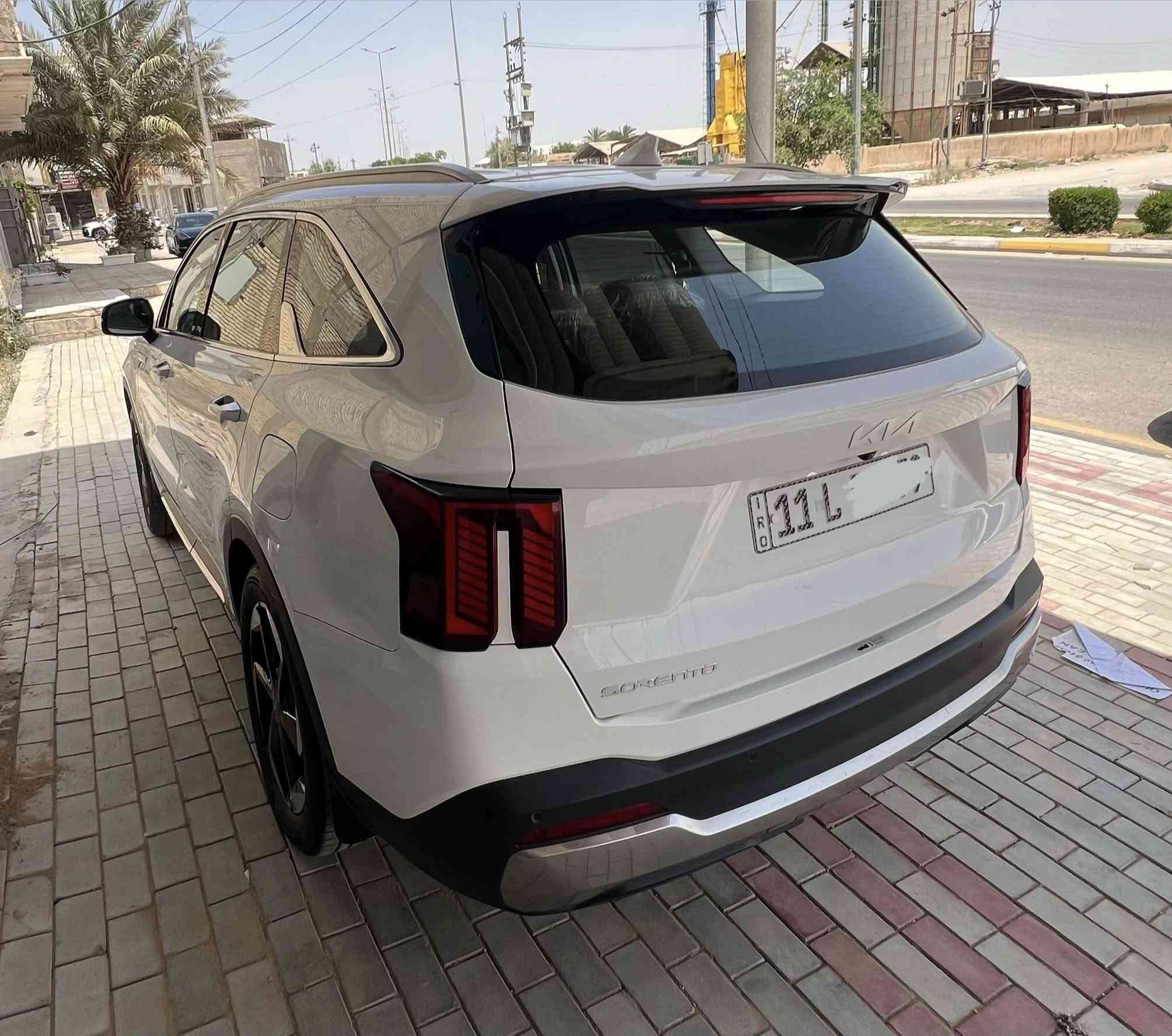 كيا سورنتو خليجي 2024
رقم بغداد تحويل مباشر 
عداد المسافه : 28 الف 
حجم المحرك : 6 سلندر 
المواصفات ..
بصمة تشغيل وابواب - تشغيل عن بعد 
حساس امامي خلفي - صندوق كهرباء - 7 راكب 
3 قطع تبريد - مري شفط - شاشة دجتل
بردات ابواب خلفيه - كير ماوس - اوتو ستوب - سايد بريك بصمة  
السياره كفالة من الضربة والضبغ والبارد فقط شخطين موضحات بالصور 
السعر 285 ورقه قابل لتفاوض
مكان السيارة كربلاء شارع المخازن - ***********
