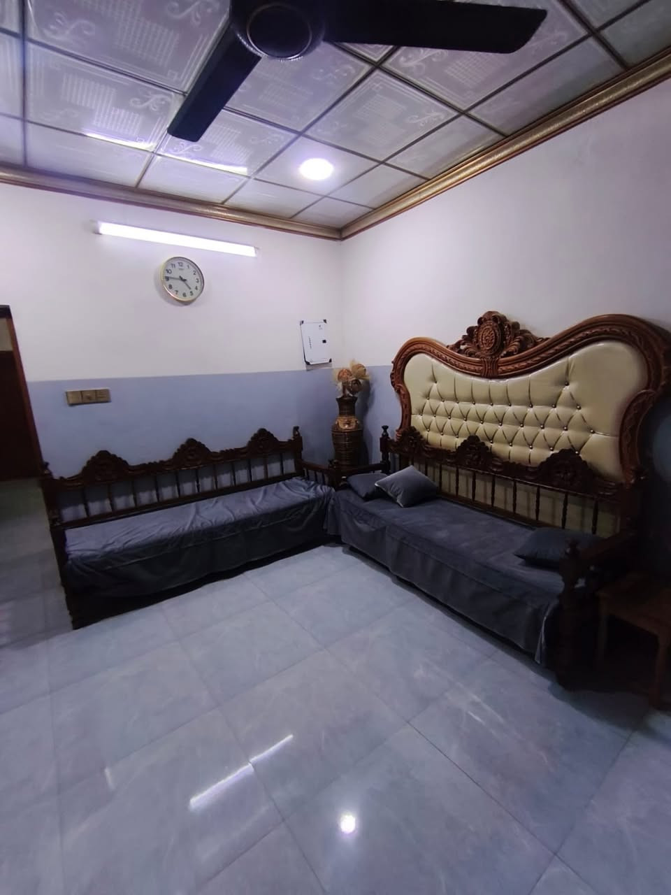 💎🔹مكـ✯͜͡الدوحه𝄠ـتب▪️💎

((بسم الله الرحمن الرحيم))
🏡     🏘      🏚 

السلام وعليكم

#يوجد_بيت للبيع 

#العنوان  الفلوجة 
#في حي نزال قرب مدرسه وادي العقيق 

✅المساحة :  320م 
غرف عدد 4
استقبال 
صالة 
مناور 
مطبخ
صحيات  
  
                       #بناء 🧱 : طابوك 
      
     #شارع 🏞️⬆️⬆️ : 10م  

  #السعر_محدد_من_قبل_البائع 
           
        ⚖️⚖️   نوع الملك : طابو صرف تحويل مباشر  🏙 

            #السعر = 230 مليون  وبي مجال   

♦️الاستفسار 📥 عنوان المكتب شارع المنجزات قرب مجمع أحمد عريبي حي نزال

للاستفسار : مراجعة مكتب الدوحه 

  #السعر_محدد_من_قبل_البائع

💯علماً البيت جاهز للسكن🗣️
     
        ((شعارنا المصداقية)) 
،،،،،،،،،،،،،،،،،،،،،،،،،،،،،،،،،،،،،،،،،،،،،،،،،،،،،،،،،،،،،،،،،،، 
📬فقط ارسال المعلومات  على الواتساب او الاتصال على هواتف المكتب 

🤳متابعة الصفحه يصلك كل ماهوة جديد
⏪ملاحضه: السعرالعقار  يحدد من قبل البائع

  🏘️بيع وشراء الأراضي السكنية والزراعية وكافة

 العقارات🏘️🌐Anbar Fallujah_ الانبار الفلوجة🌐.

       ((««نستقبل هواتفكم على لارقام التالية»»           

***********  واتساب + اتصال 
***********    اتصال هاتفي كورك + واتساب
