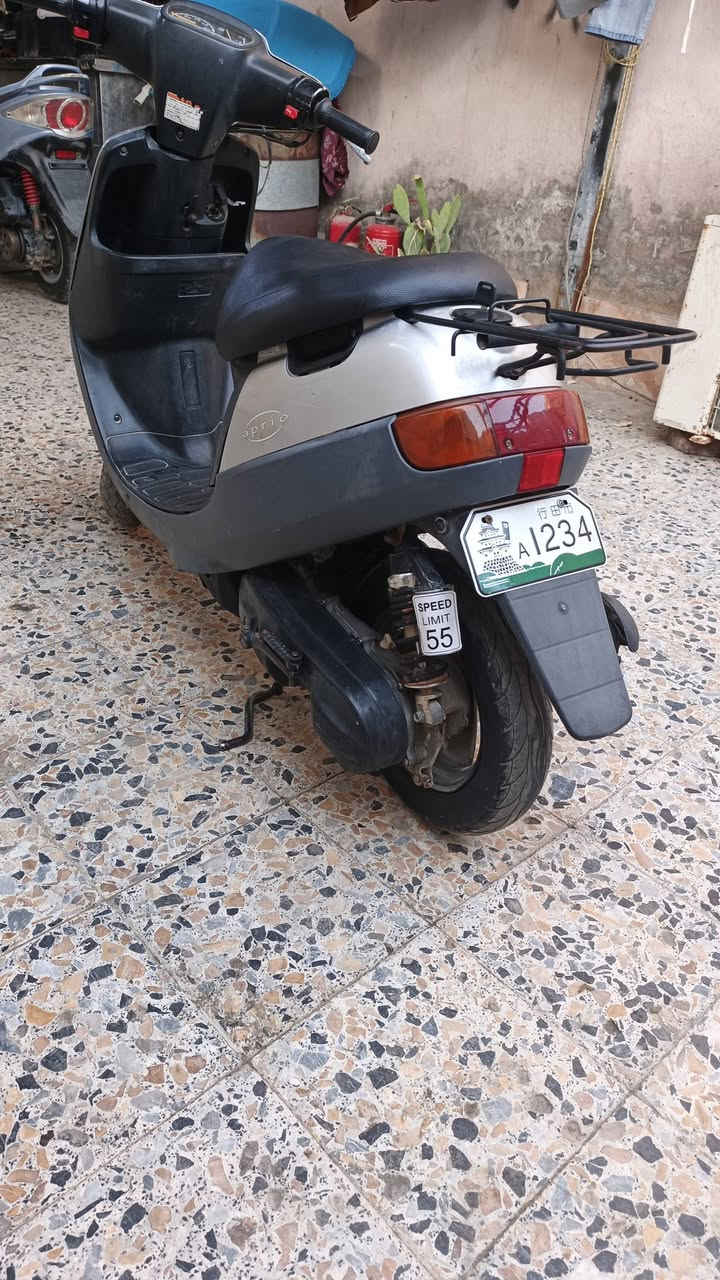 سلام عليكم شباب دراجه البيع بتره الدراجه جاهزه علا اخر حبايه ما بيها يي نقص الدراجه مال جناي  السعر 500 وبيها مجال اتصل عل رقم ما متواجد عل فيس  ناصريه مركز ***********
