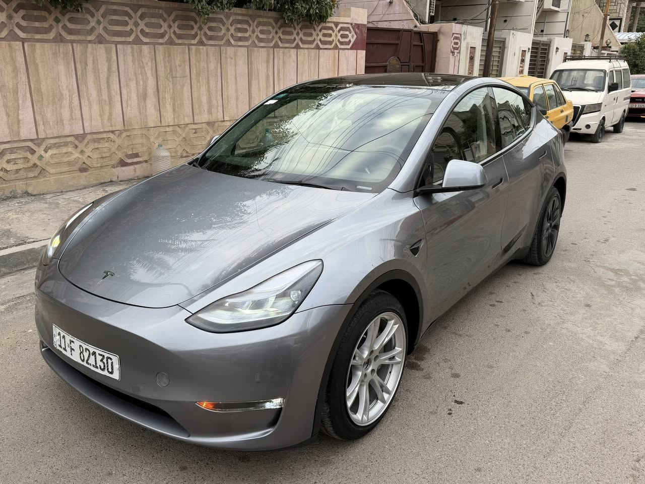 السلام عليكم
تسلا 2024 
ماشيه ١٠
لونك رينج دبل ماطور
حادث فقط باب خلفي يسار
ايرباك برده فقط
اون لاين
مواصفاتها معروفه متحتاج شرح
مكانها بغداد اليرموك
السعر 23,800$
***********
