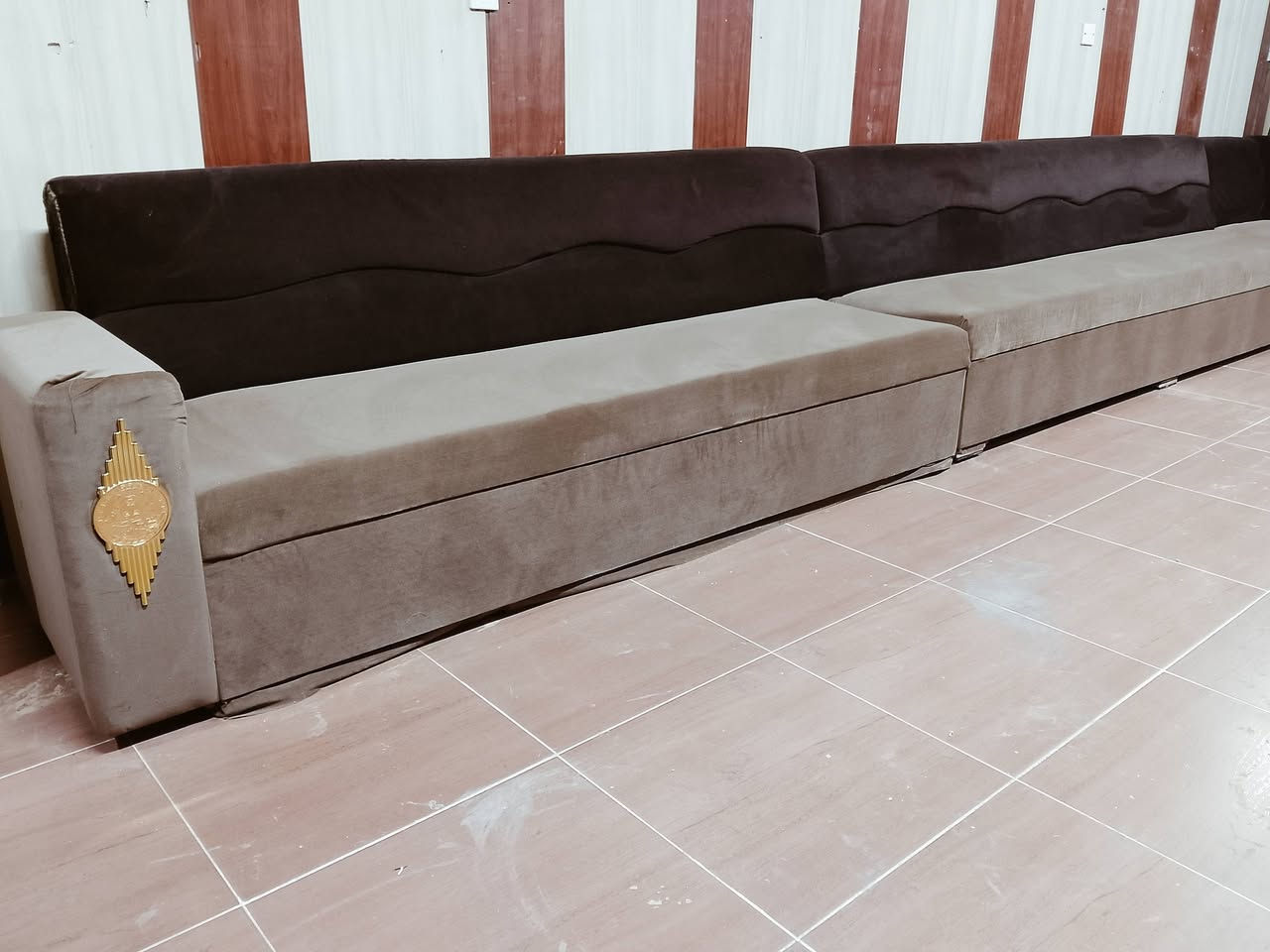 ديوان 12 نفر 175 الف مكان اربيل مامزاوا / واتس ***********
