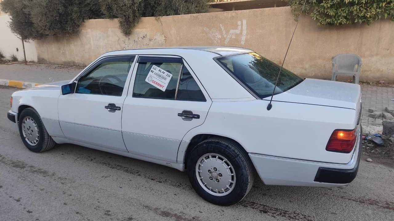 سلام عليكم البيع
مارسيدس دب ٢٣٠ ابلادي 

تبريد ❄️

فتحه سلايت روف

موديل 1992
السعر ٦٣وبي مجال 

رقم بغداد  

المكان سامراء 

للستفسار*********** 

مكلف بل نشر
