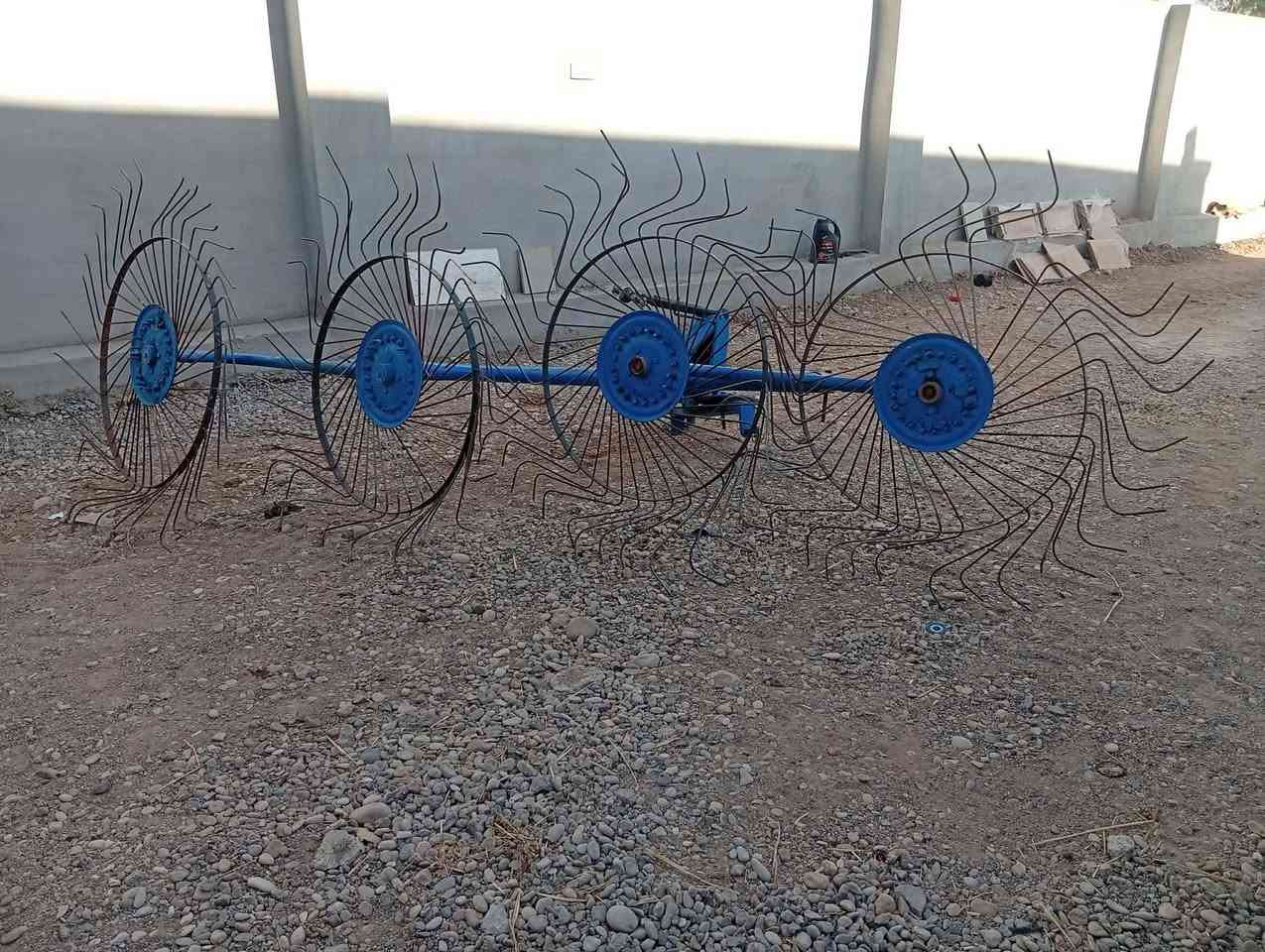 سويتر للبيع ***********
