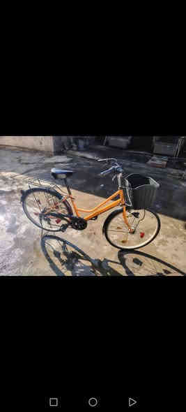 السلام عليكم بوسكل حجم ٢٦ نضيف ياياني الاصلي وياله عدله تواير وجوابه جدد كير حساس بريكات كلو شغاله سعر ٧٥ وبي مجال شي قليل  ***********
