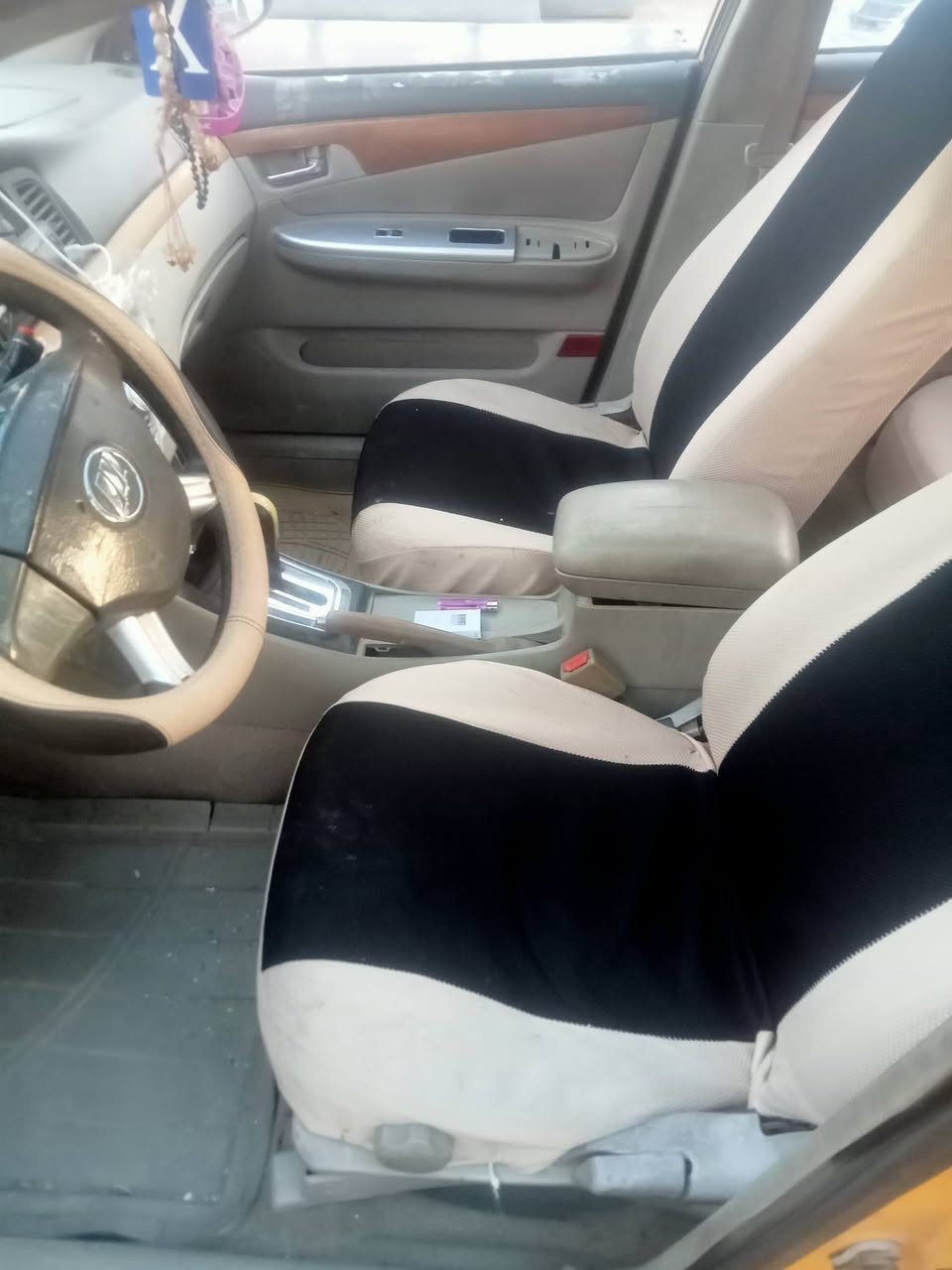 ليفان620 سياره جاهزه تخم تاير حداديه كير ومكينه نضيفات كير اوتو كهربائياتهه كلهه شغاله حته تبريدهه شغال عوزه بس فان السياره كامله عوزهه مشط فقط ومامئثر عليهه بس ستيرن ثكيل شويه بدون راعي راعيهه اندله بس مامتواصل ويا من زمان وضاع عليه اتكفل سرقه وعشاير السعر 13 وبيهه مجال قليل  مامتواجد عل ماسنجر الي يحب يتصل***********  العنوان ناصريه مركز
