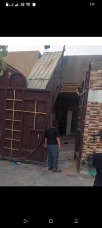 بسم الله الرحمن الرحيم  دار للبيع بغداد الكماليه المعوقين مساحته 100 و...