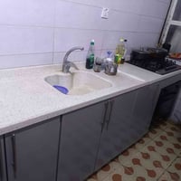 كاونتر للبيع وياه طباخ وفرن وسنك للتواصل 07701719861