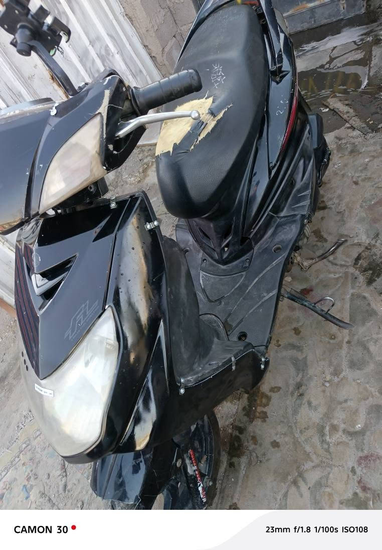 ‎سكنس فحل للبيع كوم حديد شغاله سلف وهندر كهربائيات شغاله سعر 225 عنوان طالبيه ***********‎ بغداد, العراق
