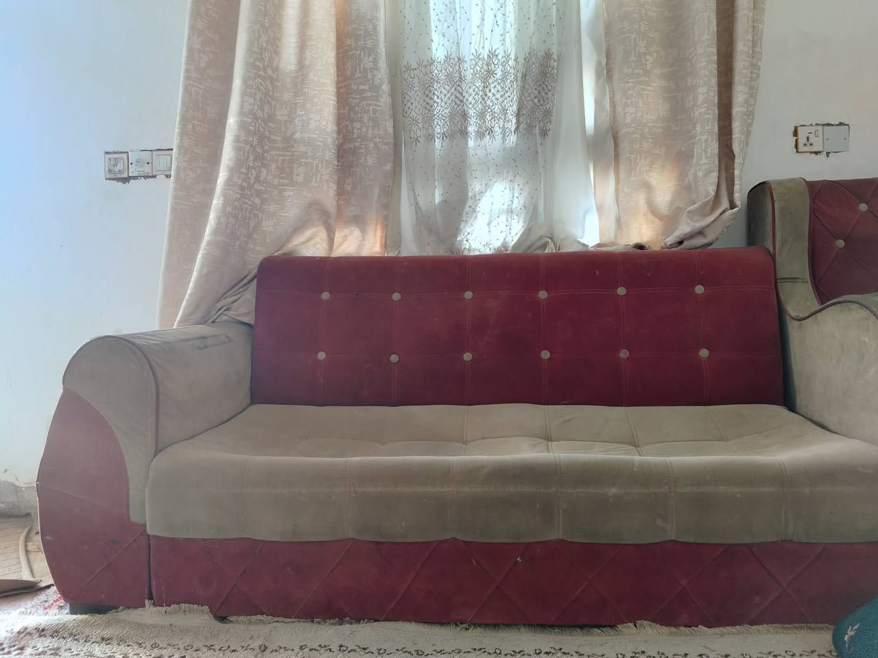 السلام عليكم قنفات للبيع قنفات العدد سته خمسه كاملات والسادسه مكسوره شويه القنفات ما بيهن شي مكفولات من كل شي بس عوزهن دوشمه وكل شيء ما بيهن السعر50 الف وبيهن مجال الكم اقسم بالله ماخذهن ب150 الف بعد علق واطبلك خاص


**إذا كنت صاحب هذا الإعلان وتريد حذفه لأي سبب، رجاءا أرسل رسالة إلى الدعم الفني**