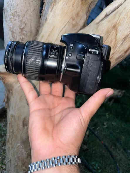 للبيع نيكون 

NIKON

3200 D 

الملحقات 
عدسه 55.18 اوتو فوكس 
شاحنه
بطاريه
رام
فلتر عدسه

المكان بغداد المنصور 

للاستفسار اكثر التواصل : ***********
