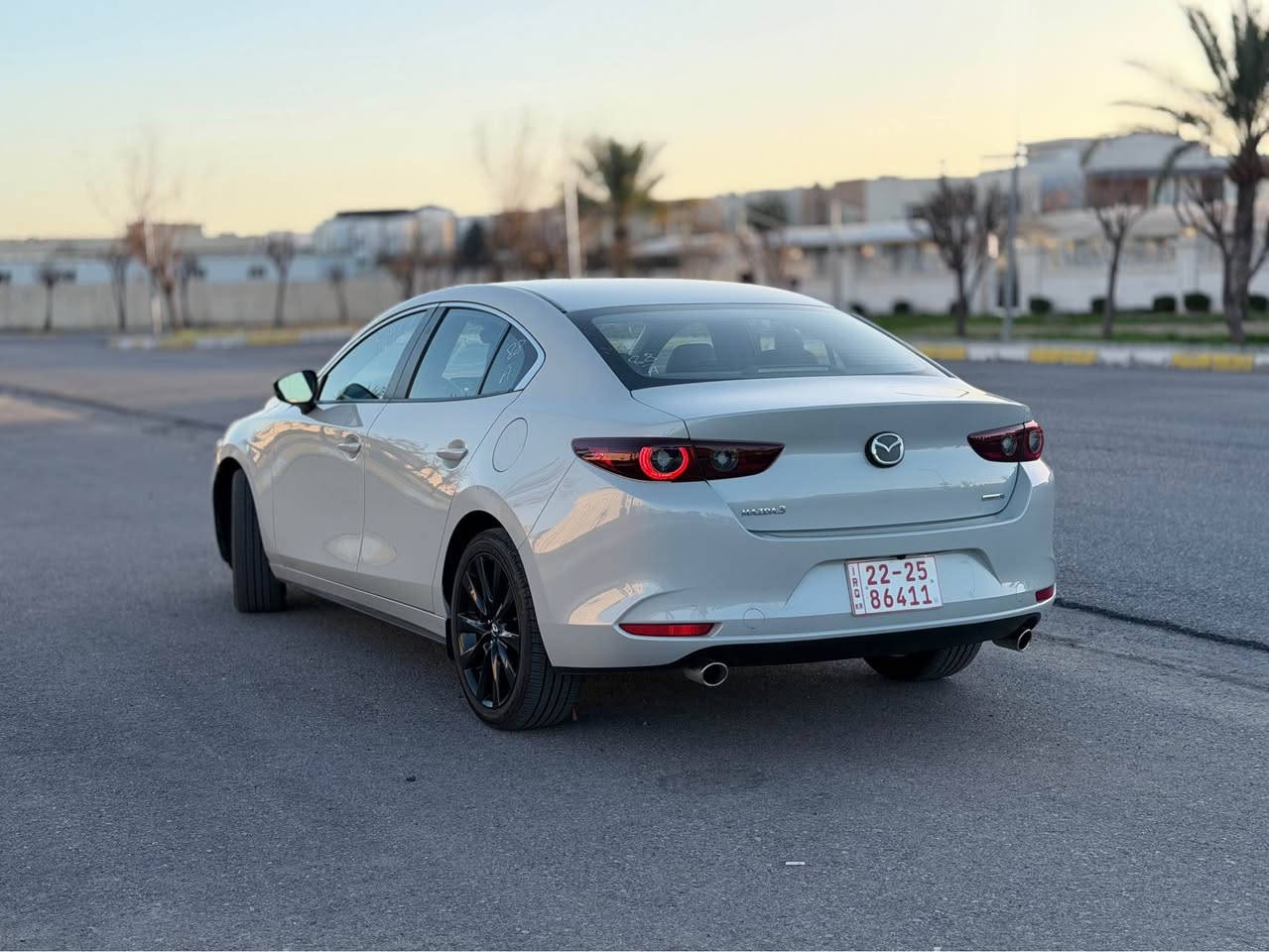 Mazda 3  2025  💥🔥😍
كلين بدون صبخ
مازدا 3 
موديل 2025
محرك 2.5
فقط 3 الف ماشية
شاشه و كاميرا
كشنات جلد
رادار
بصمه
لايت لد 
لايت زينون
دبڵ گێڕ
ويل كروم
رقم شاصى
JM1BPABM3S1769146
السعر 155
مكان السيارة اربيل
***********
*********** اكر, نينوى
