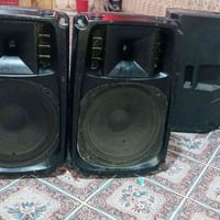 اربع سماعات دبليو  3 شغالات درجه اولى والرابعه سكتت مانعرف عطله  سعر 5...