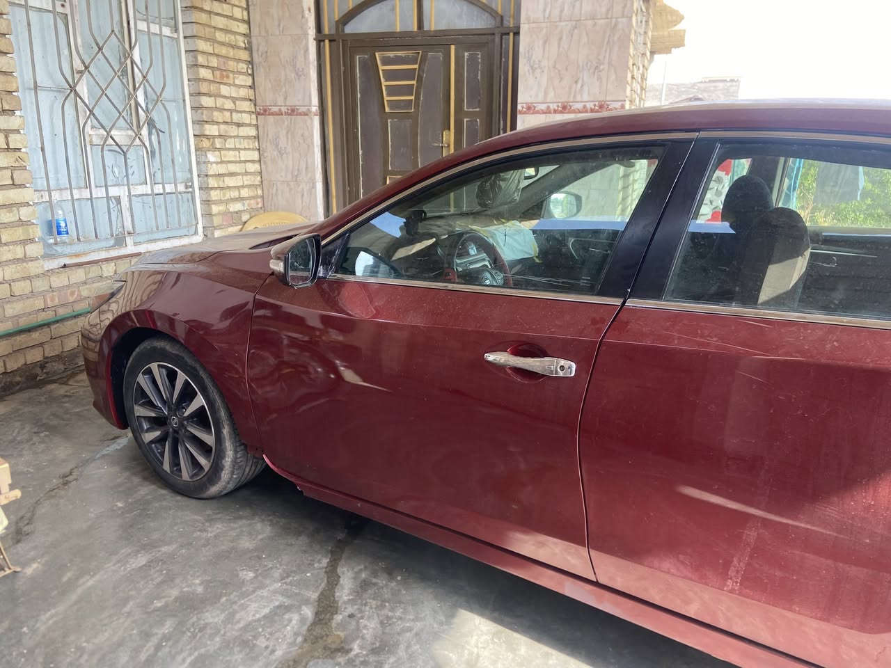 السلام عليكم بيع سريع متوازي بسبب الضروف
التيما 2017 sl فول مواصفات للاخير فتحه بصمه كشانه جلد +هيترات كشن وستيرن 7 سماعات شاشه كبيره تحكمات جهتين مرايه عاكس للضوه الخ سياره حادث امريكا واضح كلش بسيط بالعراق صار بيها طخات وشخوط نصبغت حزام وطاك بيها ايرباك دشبول سياره مكينه طاك بيها كازكيت علما سعر المكينه 300 دولار كير مبدل مال موديل 23 براد بلادي بدون مشاكل سياره يحتاجها ترتيب سنويه جديده تحويل مباشر مكانها صقلاويه *********** واتساب 
كلشي وسعره عارضها 85 بيها مجال 0774 110 5584
