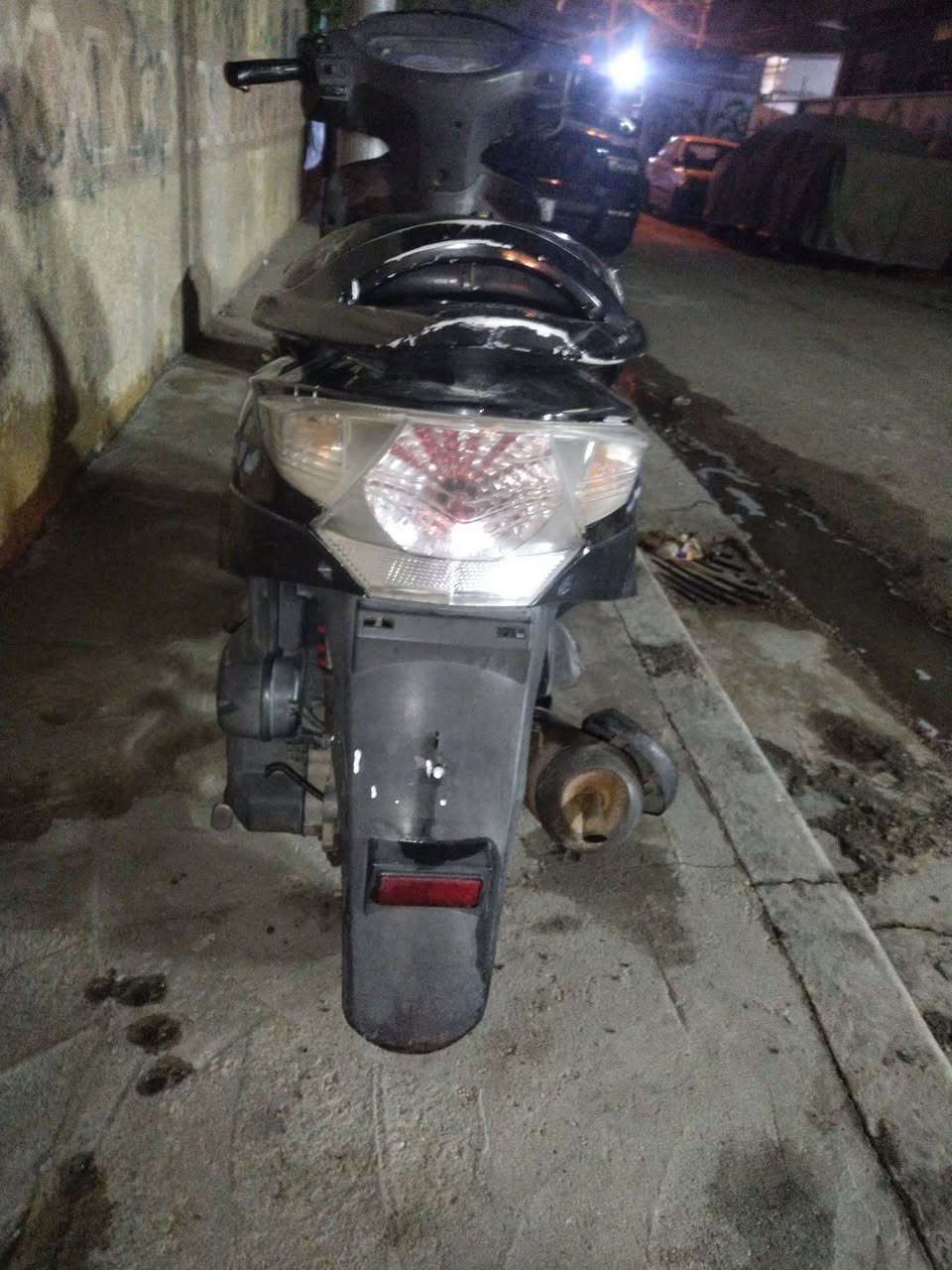 سلام عليكم ورحمة الله وبركاته دراجه كامكو V2 كامل قفل ستير قفل جنطه سويجين كهرباءيات كاامل كلهه شغغاله مكينه خرسه الله شاهد سعرهه ٣٥٠ وبيهه مجال عنواني بغداد ساحه عدن هاتف 0776879255 📞


**إذا كنت صاحب هذا الإعلان وتريد حذفه لأي سبب، رجاءا أرسل رسالة إلى الدعم الفني**