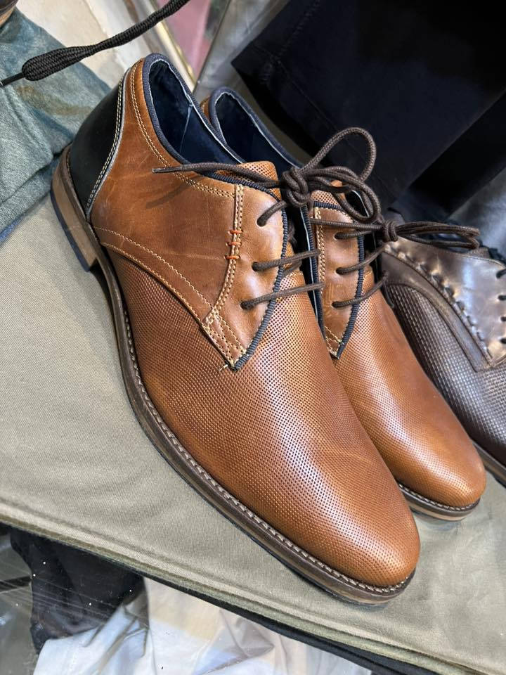 قياس45
جديد
جلد طبيعي
السعر60
للحجز مراسله لطفاً


**إذا كنت صاحب هذا الإعلان وتريد حذفه لأي سبب، رجاءا أرسل رسالة إلى الدعم الفني**