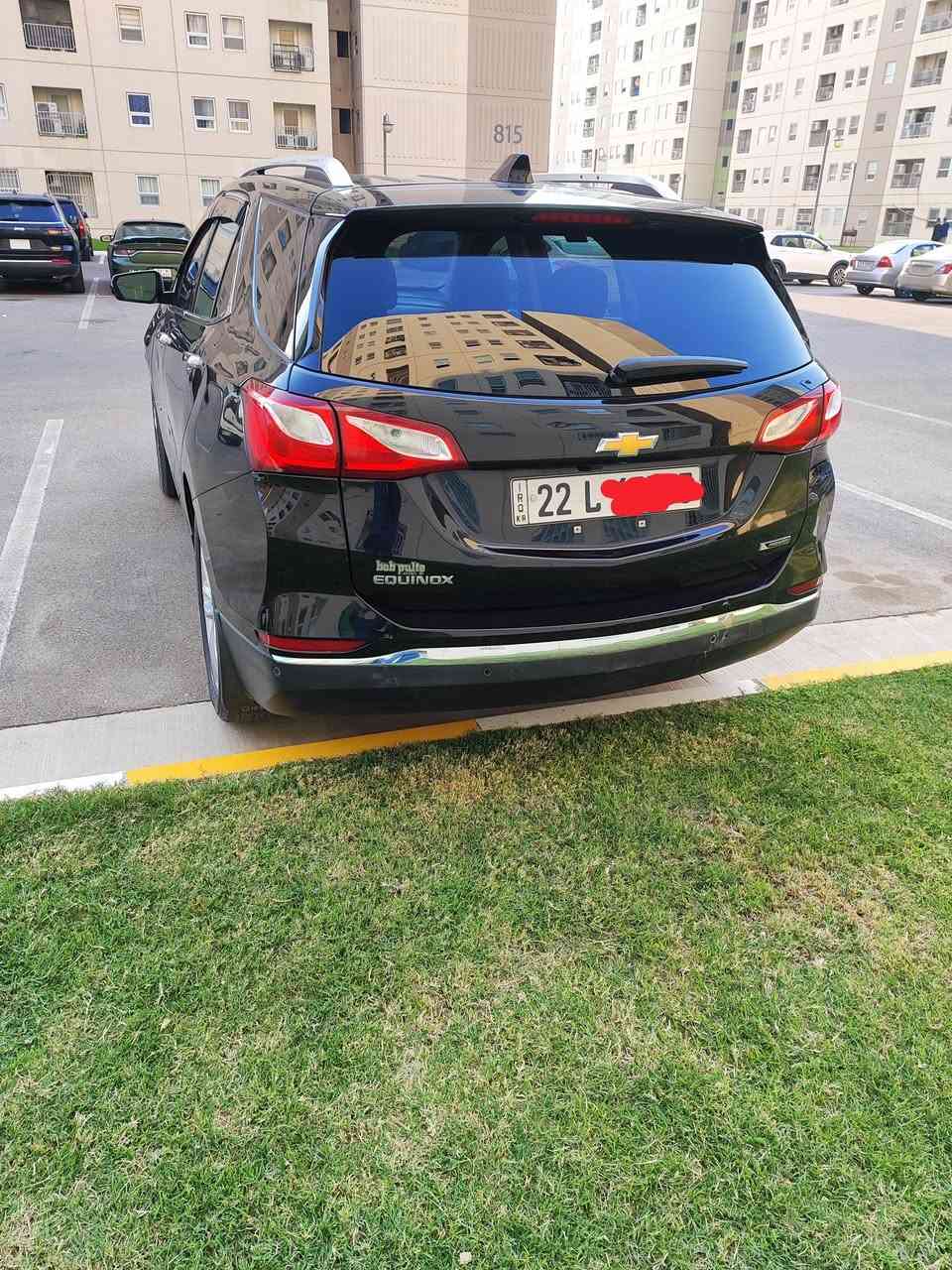 السلام عليكم 
كوينكس موديل ٢٠١٨ برمير  فول مواصفات سيارة وارد امريكي حادثهة فقط دعامية امامية واكعة داخلة بدول صبغ هنا انصبغ جاملغ الخلف السايق بسبب  حادث بسيط . السيارة رقم اربيل بأسمي هزة ورقم جديد ماشية ١٢٣ الف كلهة بلاد وشركة محرك كير برغي ممفتوح بيهن كير AT كشنات جلد تدفئة وتبريد خلفي أمامي داخل لونين تدفئة ستيرن تحديد مسار  شاشة حجم كبير ابل كار بلي ٥ بصمات تشغيل عن بعد مري جانبية قلاب لايت زينون بلادي رادارات وكاميرات محيطية وبعد هواي مواصفات العنوان بغداد بسمايا . السعر ١٣٢ . للتواصل الاتصال بالرقم ***********
