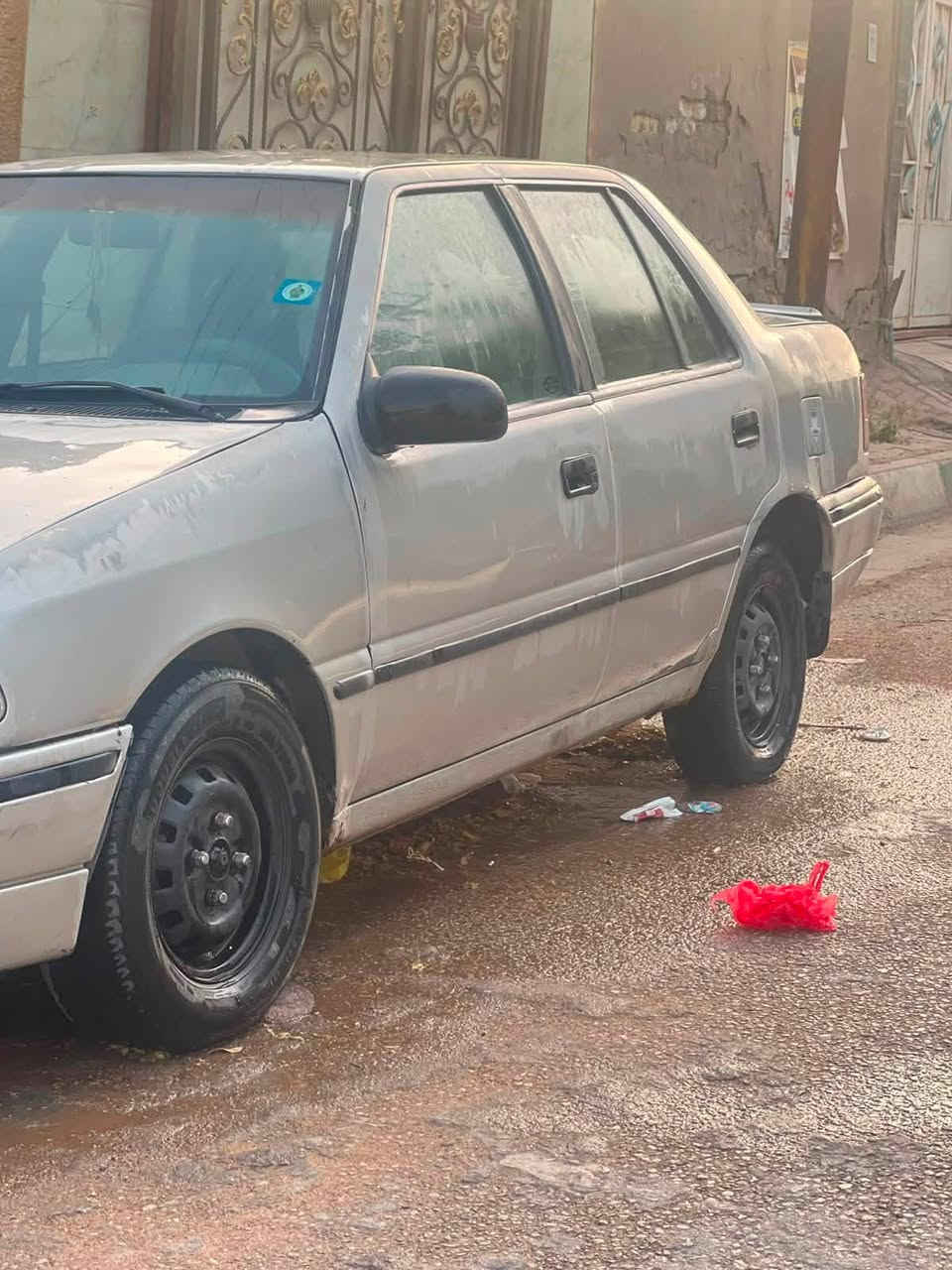 هونداي اكسل مكينه نص عمر تعمل وتسيرموديل 1993
مكنها كربلاء السعر 30 وبي مجال حك الجيه للسياره بسمنا ***********
