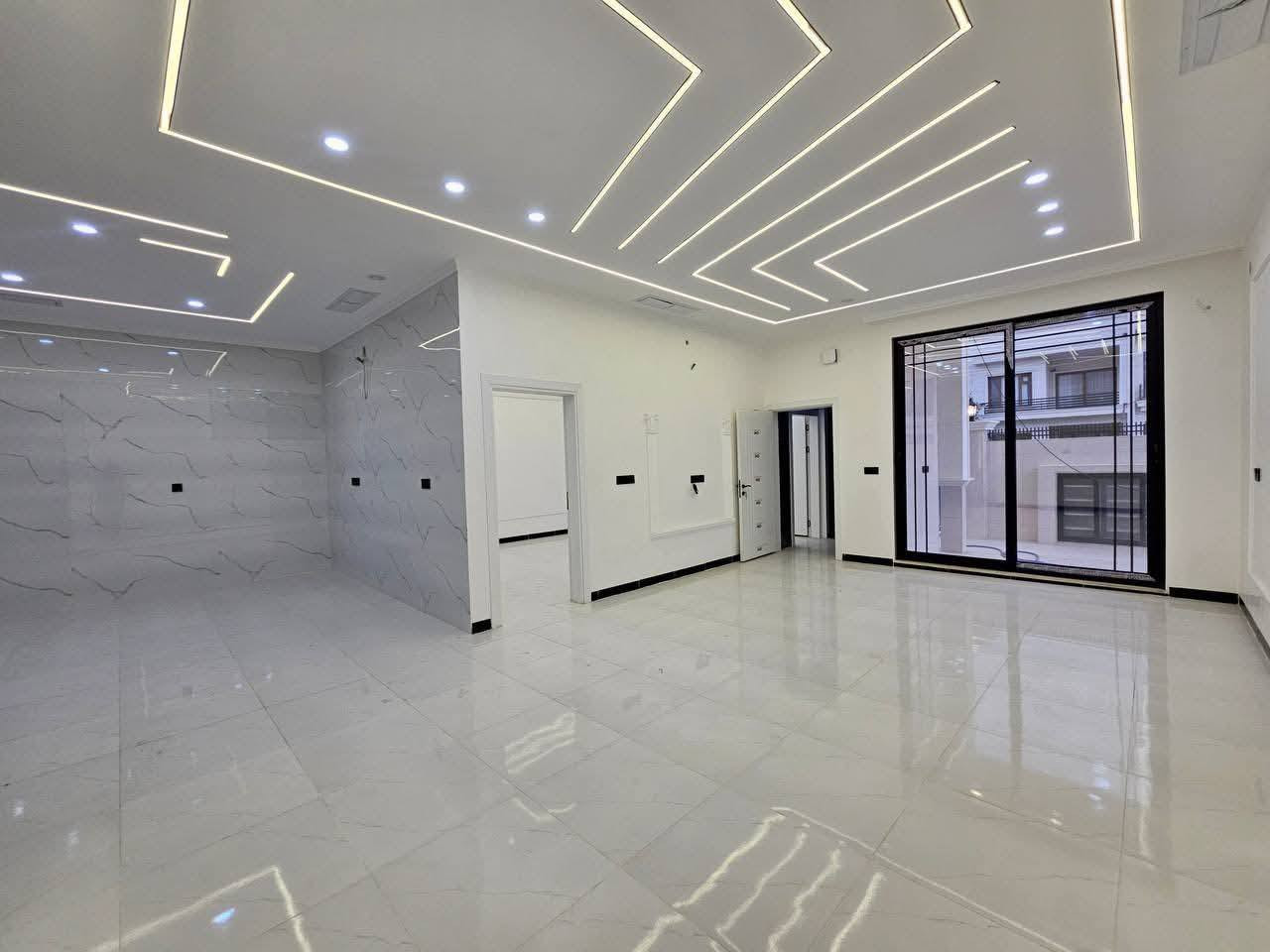 #اربيل_الجديده
بیت جدید للبیع في منطقة أربیل جدیدة ( هولیري نوي ) 
١٨٠ متر     
شارع ٢٠ متری 
منطقە ٤٥٠ متری 
قرب مدرسة زوزک 
٤ نوم
٣ حمام 
اتجاه قبلە + غروب

للاستفسار
***********
***********
*********** واتساب

عقارات ابو آدم في أربيل

لمشاهدة بقية العروض مع ذكر السعر موجود في تلگرام. https://t.me/new1erbil
