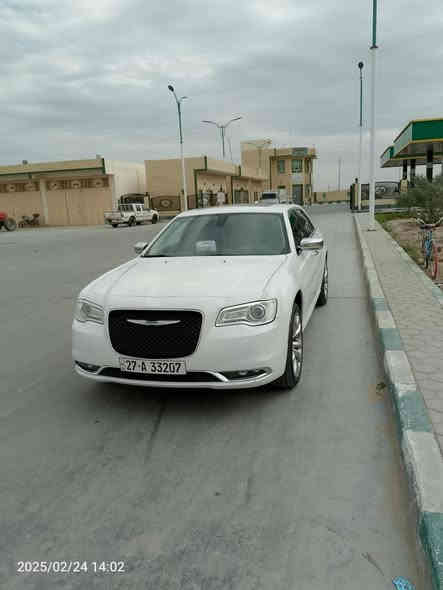 السلام عليكم اخوان أوباما 2016 مرمز 2022
ذي قار باسمي ضربتها جاملغ امامي بدون ارباك وبيها باب كلير 
ماشيه 120 السياره مواصفات C
 بانوراما 
كشنات جلد تدفئه تبريد 
ستيرن كهربائي وتدفئه 
خزن ميموري 
برده خلفيه 
شاشه كبيره 
كاميرا خلفيه 
بصمه 
تشغيل عن بعد 
السياره جاهزه ما بيها نقص 
مكاني ناصريه جبايش 
سعرها 205 وبيها مجال 
***********
