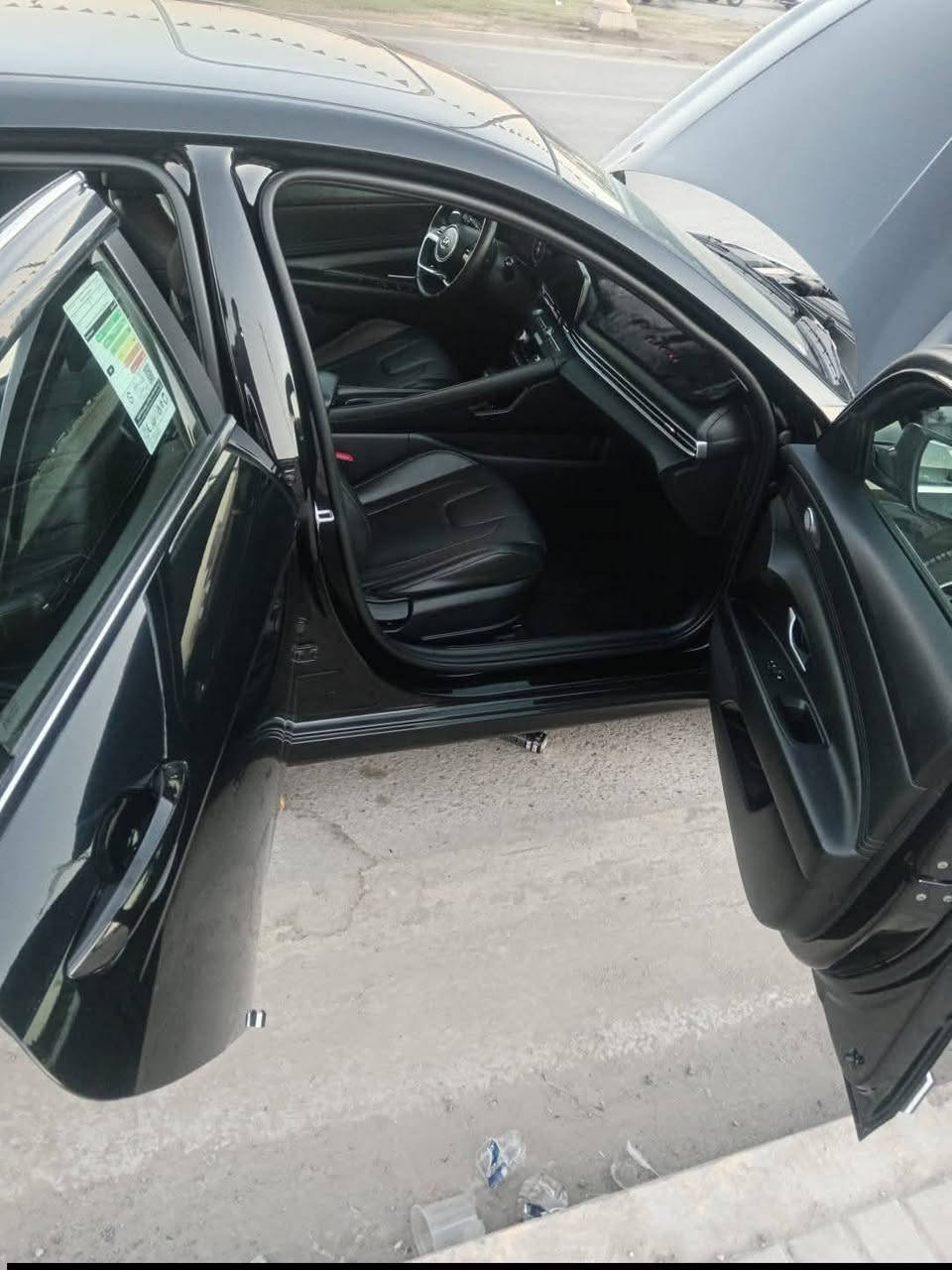 السلام عليكم النترا موديل 2023 فول مواصفات لمتت محرك 2000 دوش السعر 155  وبيه مجال رقم بغداد للاتصال بالرقم ***********
