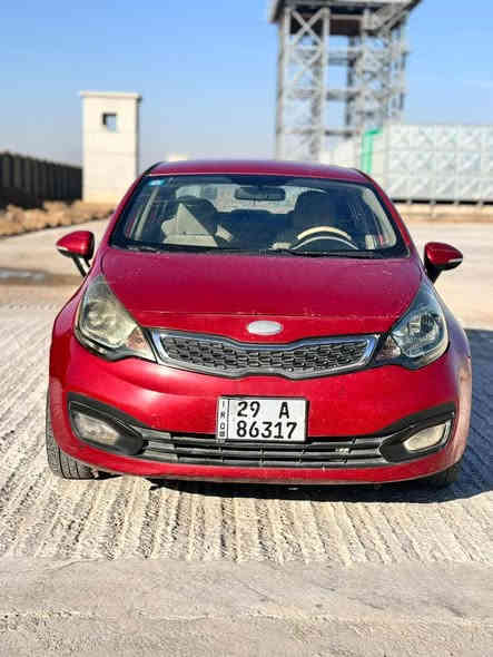 سلام عليكم للبيع
كية ريو 2014خليجي

بيها شخط بسيط موضح بلصورة

مكينة وكير خير من الله 

رقم واسط دولي 

حدادية 100/100ما عدة دبلات تعبانات

مكلف بنشر

سعر 93وبيها مجال للطيبين رقم ***********///***********
