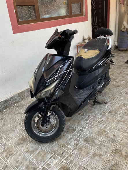 سلام عليكم دراجه ماكس للبيع بوشه 49 بلاد السعر 475 اللي يريد يتصل هذا رقمي(***********)
