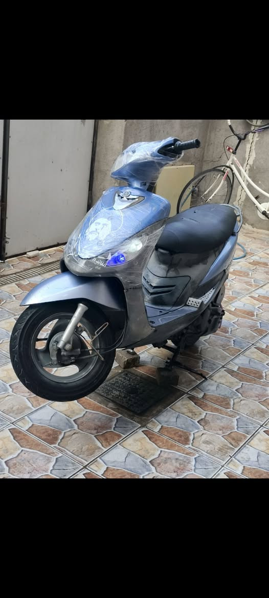 دراجة ماكس منغولي
دراجة تخبل
مكينه ما مفتوحة
.كلجات
دراجة نكرة سلف
كهربائيات كامله كله شغاله
تجي وتفحص
سعر ٦٨٠بيه مجال 
*********** 
مكاني بصرة القبله
