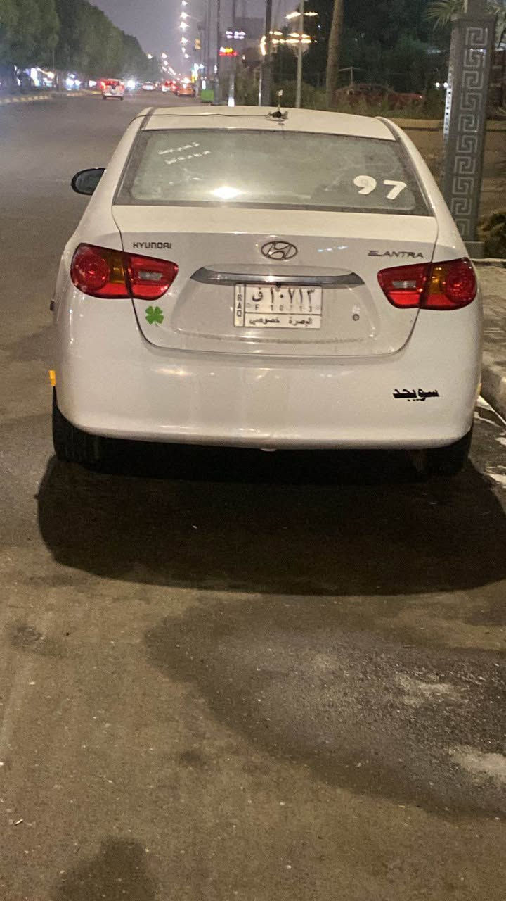 السلام وعليكم لانتره صابونه 2011 سياره مكفوله عدهه باب سيايق بي بارد مكينه 1600 ماشيه 250 حقيقي السياره جاهزه للاخير اي نقص مابيهه واحلى من صور وبيه السعر 110 وبيهه مجال للطيبين تجي وتدلل مكان جزيره شط العراب *********** البصرة, العراق
