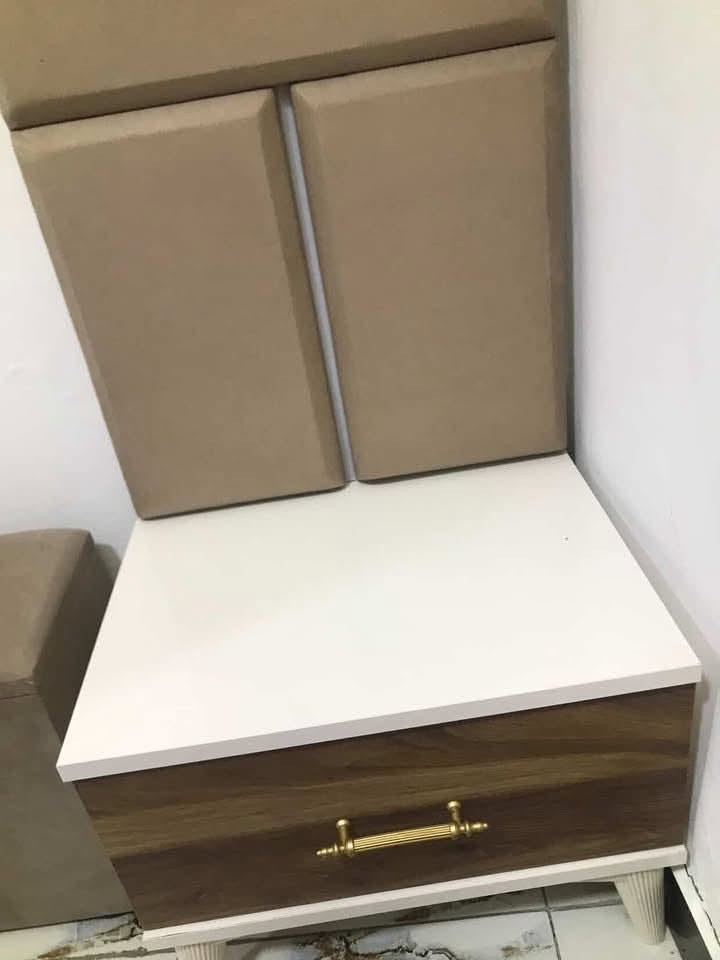 سلام عليكم .
غرفة نوم للبيع استعمالها قليل 9قطع بـِ400الف مستعجل ع بيعتها مكاني بغداد حي الاعلام***********.
