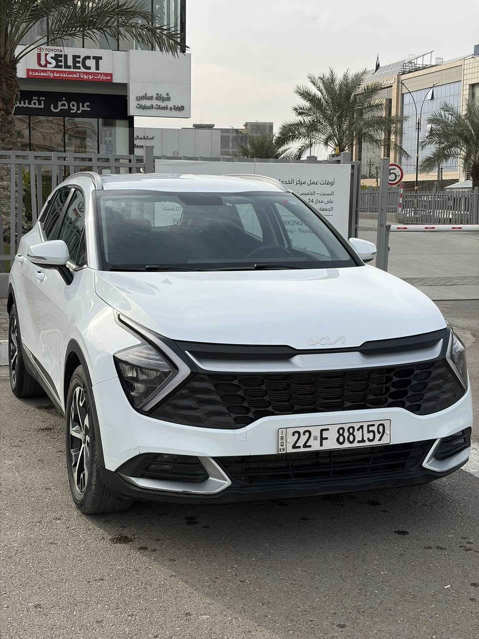 السلام عليكم
للبيع :كيه سبورتج  خليجي 
الموديل : 2023
ماشيه : 64 الف كيلو
السياره :مكفوله من ضرر و صبغ 
بصمه 
مري كهرباء 
انضمه قياده 4 (نورمل +سبورت +ايكو +سمارت)
تشغيل عن بعد 
حساسات امامي خلفي 
 شاشه +عداد دجتل 
كامره دواره 
بصمت ابواب 
ترحيب عند لاقتراب 
مثبت سرعه 
سايد بريك كهرباء 
ويل 19
تبريد قطعتين 
داخل بيجي 
محرك 2000 دوش 
شاحن واير لس 
الصابيح الماميه LED
المصابيح الخلفيه LED
شفتات ستيرن رياضي 
مانع انزلاق 
شاشه ابل كار بليل +جي بي اس 
انذار عند الاقتراب
اشاير بل مري 
السياره كلش نضيفه وحلوه 
السعر 203 وبيه مجال 
مكاني:بغداد - السيدية
***********
