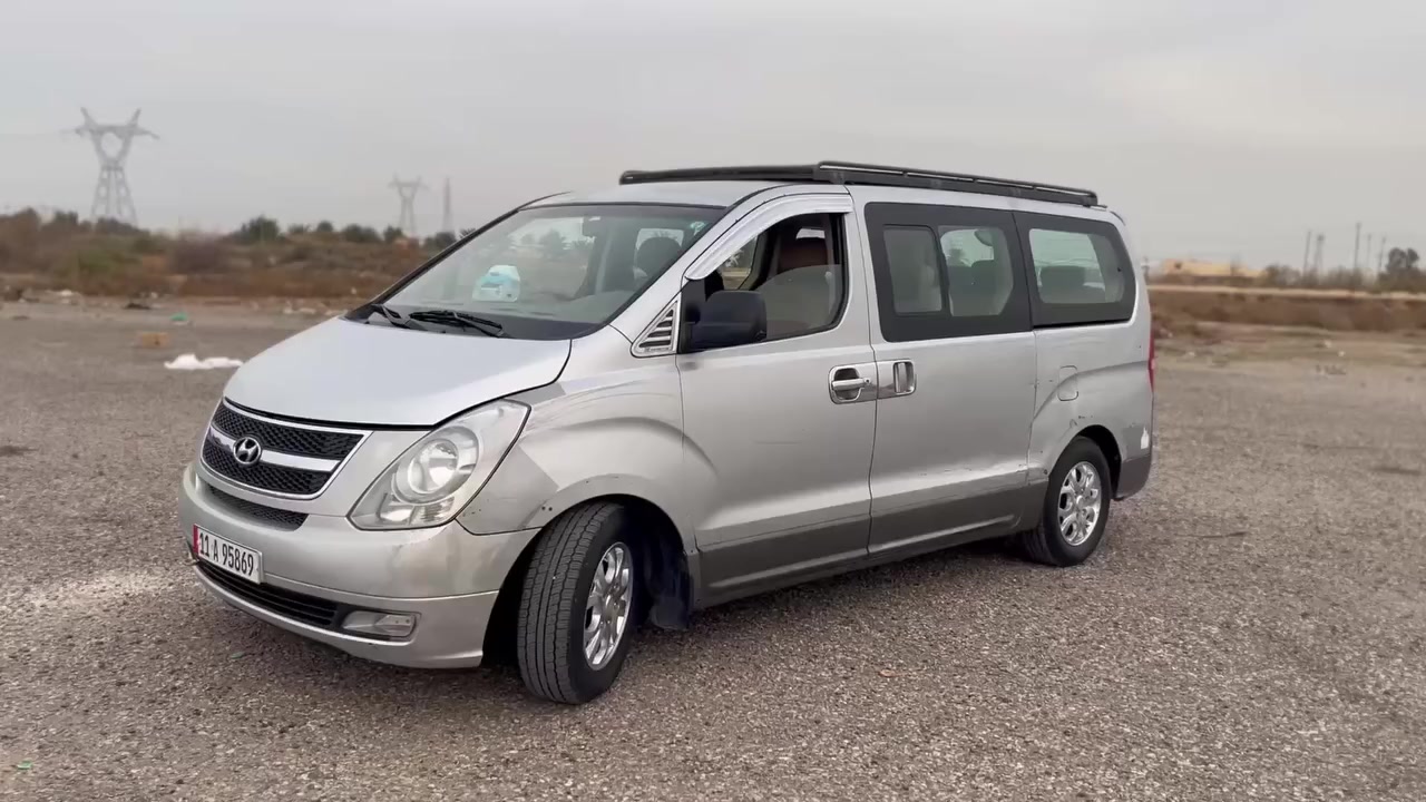 ستاركس 2008 مفتوح
مكينه جديدة بالجيس كير عادي 
تدفئة تبريد ثلج 
غرفتها جديده 
رقم بغداد انكليزي بأسمي
بدون قطرة
 فقط بيها بارد بالباب السلايت الخلفي مع الجامرلغ
السعر 120 وبيها مجال
المكان ديالى خان بني سعد  

التواصل
***********
