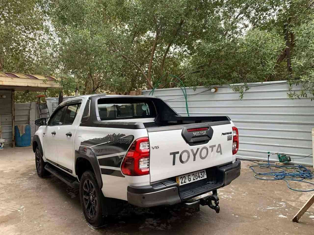 سلام عليكم عندي سياره البيع بيكم فورويل موديل 2024 رقم أربيل كير واتماتيك جديده وحلوه افنجر ماشي 31 ألف تحويل مباشر عنوان بغداد ولشراي يتصل على رقم ***********
