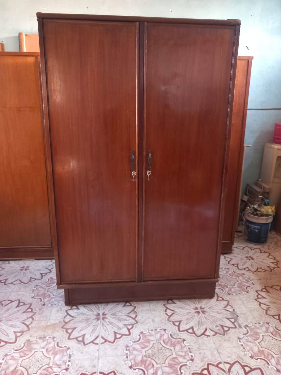 كنتور بابين صاج توصئ الداخل عادي الظهر معاكس عادي. السعر 150 وبي مجال العنوان بغداد الكرخ تقاطع درويش البياع شارع البداله الانتصارسوق اميمه فرع مجمع الرازي ع اليمنه منتصف شارع ع اليسرى خلف مي اور
***********
*********** بغداد, العراق
