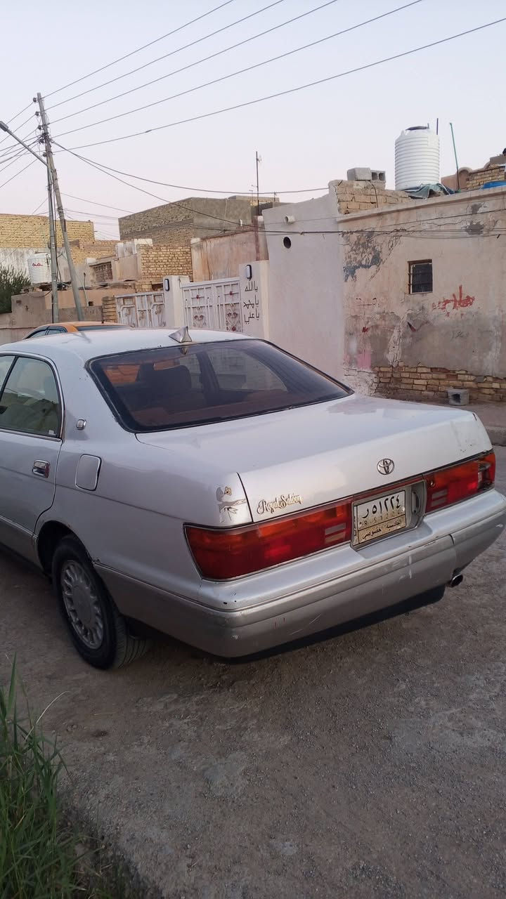 تيوتا كراون بطه موديل 1993 كفالهه كصه نقل جثة سياره اصوليهه مداور ثاني يوم كير ومكينهه خير من الله بس المكينه بيه خيط بخار حداديه 50% سعر 40 وبيهه مجال الطيبين كذالك جاملق ال مامي شوف ال عين ول خلفي غرفه نضيفه سياره مراوس وبيع ترهم تواصل ***********
