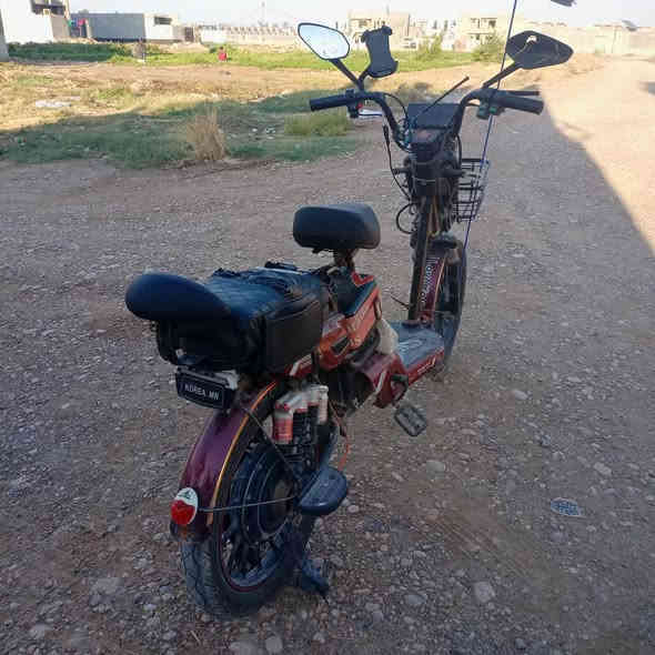 باسكل شحن للبيع العنوان بعقوبة حولي التحرير شغال نقص جوزة مآل سلف بس يشتغل على البصمة وبطارياتة نص عمر مثل ما موضح بل صورة والفيديو قفلة 175الف لا تدخل خاص ما متواجد اتصال على رقم ***********
