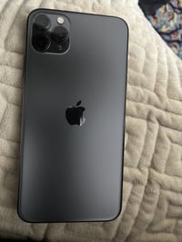 ايفون 11 برو ماكس • تفاصيل بالصور • الدورة