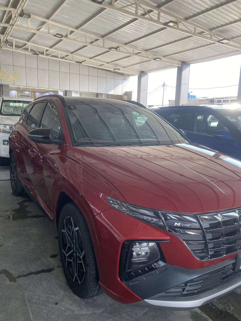 توسان 2023 ان لاين Nline السياره فول مواصفات للاخير السياره بدون اي صبغ فقط بارد بسيط بلبنيد وسونار مذكور بلصور بنراما رادار امامي وجانبي صندوق كهرباء كشنات تدفئه كرسي كهرباء وبعد هواي موصفات بيهه السعر 215 وبيه مجال مكاني بابل ***********
