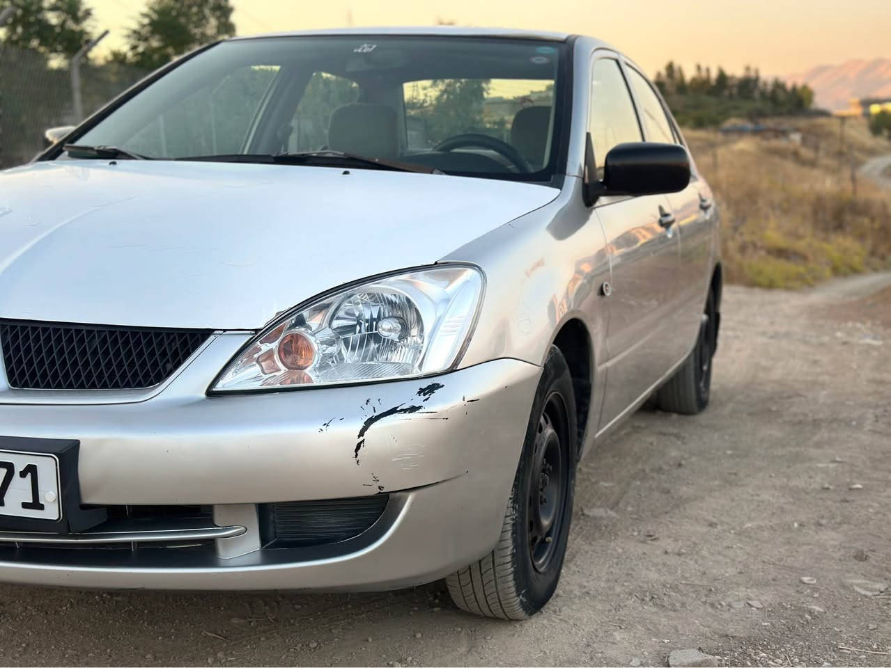لانسه ر ٢٠٠٧ 
 چوار جام كاره باى 
 ته بريد به شه رت 
ئاوينه كاره باى 
مه كينه بچوك كامل بوياخ بيجگه له سه قفى  بۆجوانى كراوه 
سه نه وى تا کۆتای مانگی  ١٠ی ٢٠٣٠ تازه يه هه زه ى تازه يه 
به شه رتى كيرو مه كينه  
٦٨ معامه له
شوين سليمانى 
*********** السليمانية, العراق
