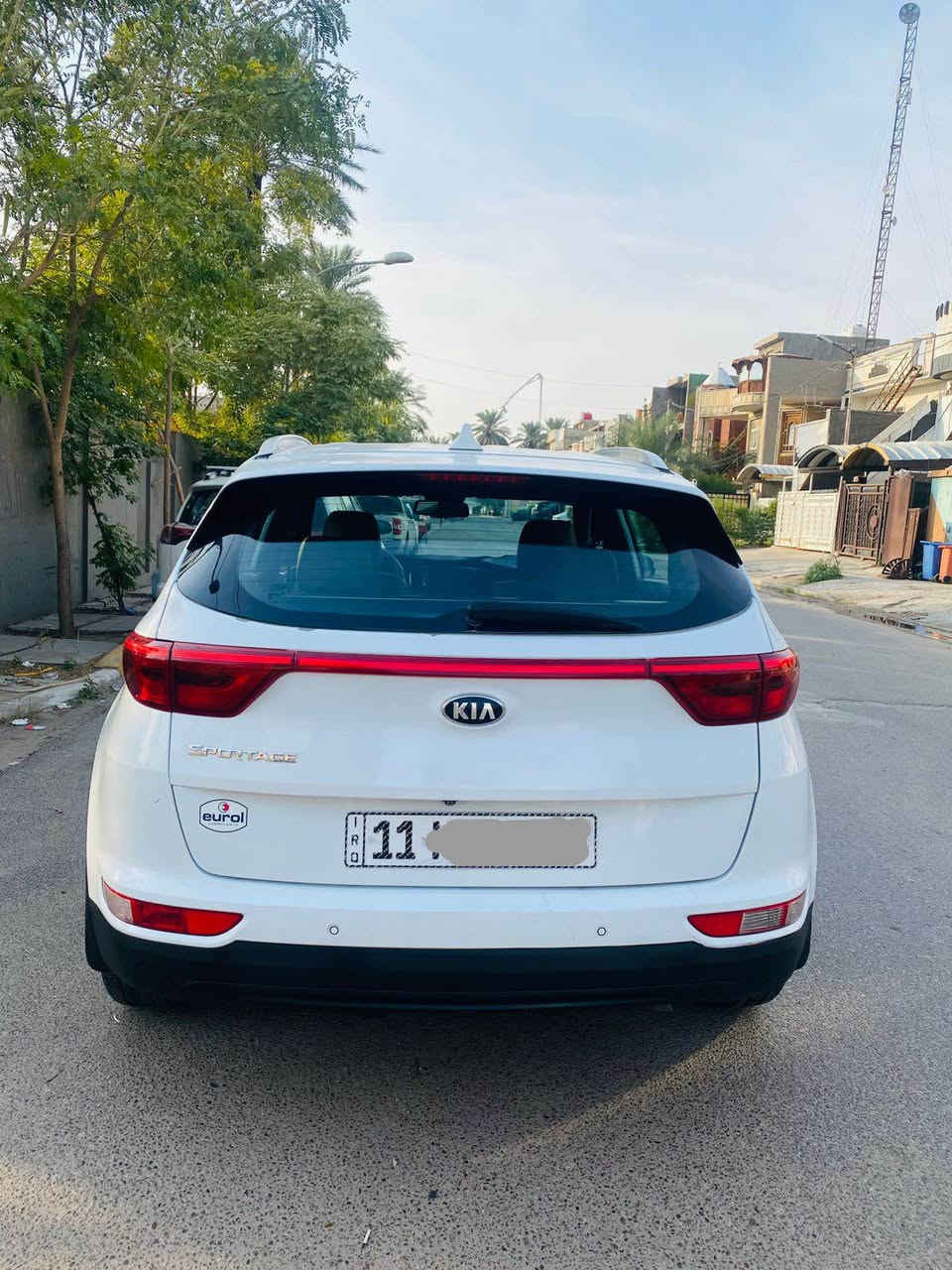 سبورتج 2017 خليجي رقم بغداد الدولي بأسمي

السياره بصمه تشغيل 

هاندبريك بصمه 

كامره حساسات 

سماعات جي بي أل 

رادار امامي 

كشنات كهرباء 

كشنات جلد 

مري شفط اشاير بالمري 

تحكمات ستيرن جهتين 

بيهة فقط جاملغ مبدل اني بدلته بيدي طخته بسيطه وجاملغ القديم عندي موجود وبدون اي دواخل سياره جاهزه من كلشي  مكاني بغداد الكرخ  للاستفسار *********** 

السعر175 Colombo, Sri Lanka
